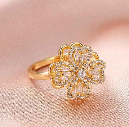 ANILLO CORAZON TREBOL GIRATORIO