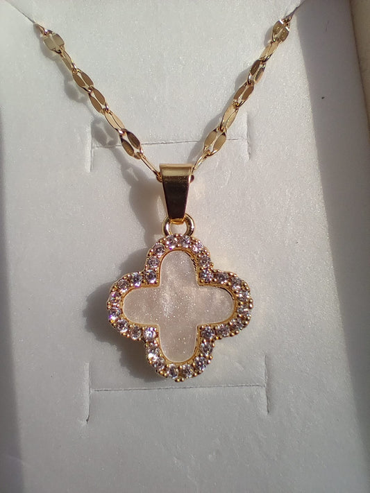 COLLAR TREBOL VAN CLEEF